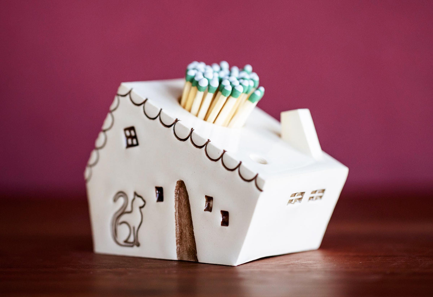 Vintage Style Ceramic Match Striker with Cat