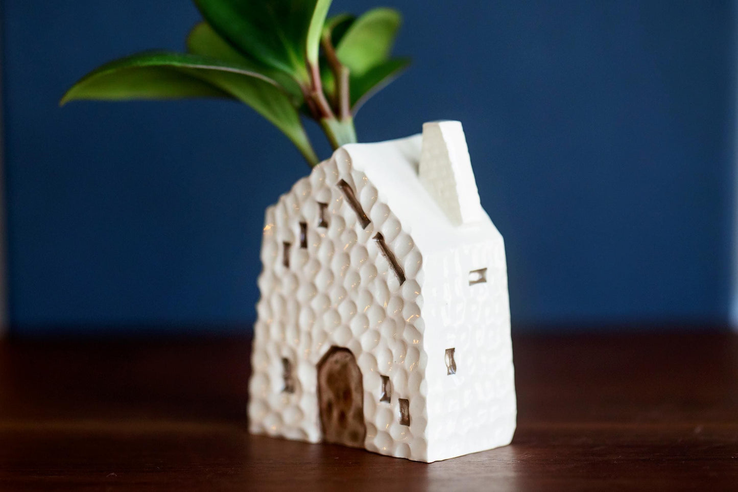 White Cobblestone Ceramic House Bud Propagation Vase