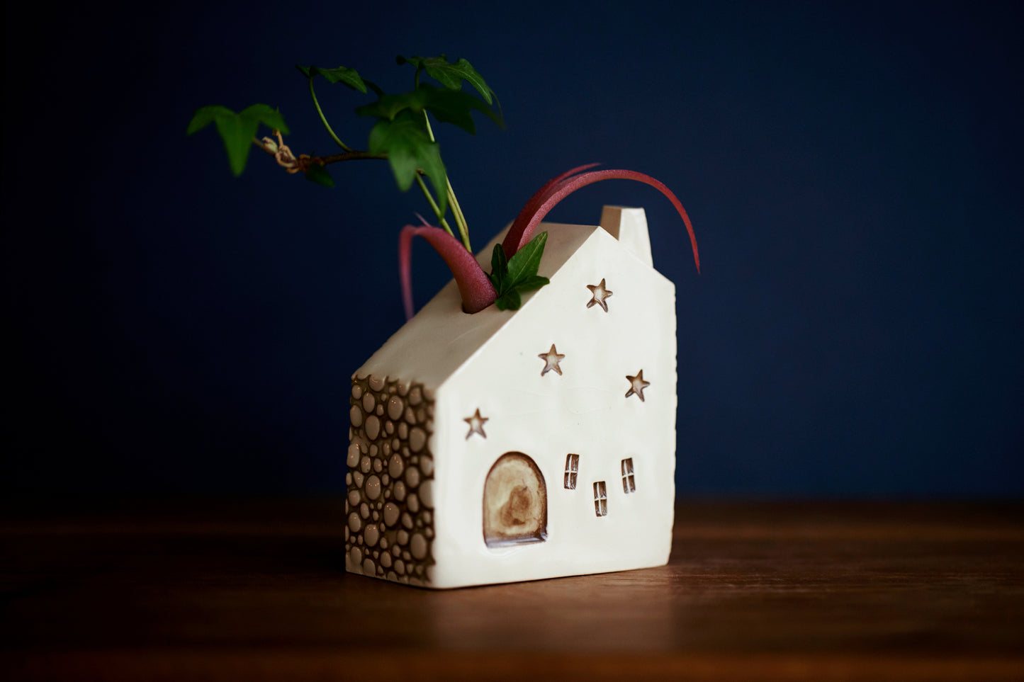 Woodland Texture Ceramic Bud Vase House