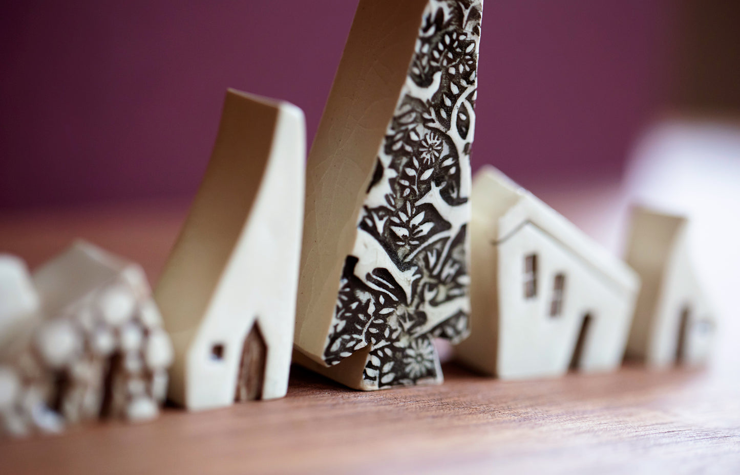 Modern Woodland Christmas Village with Ceramic Houses and Tree