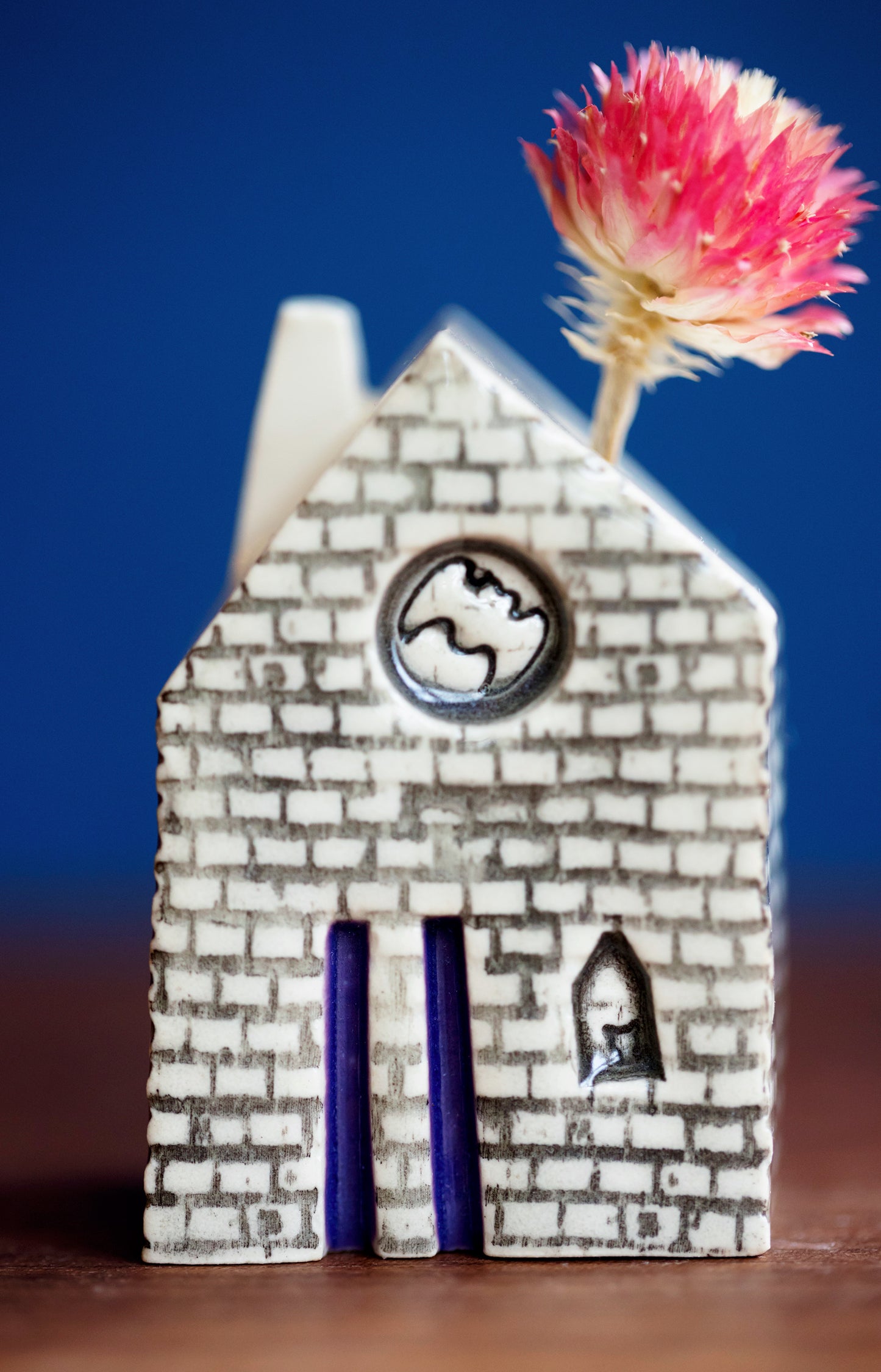 Halloween Ceramic Brick House with Bat and Cat - Incense / Oil Difuser