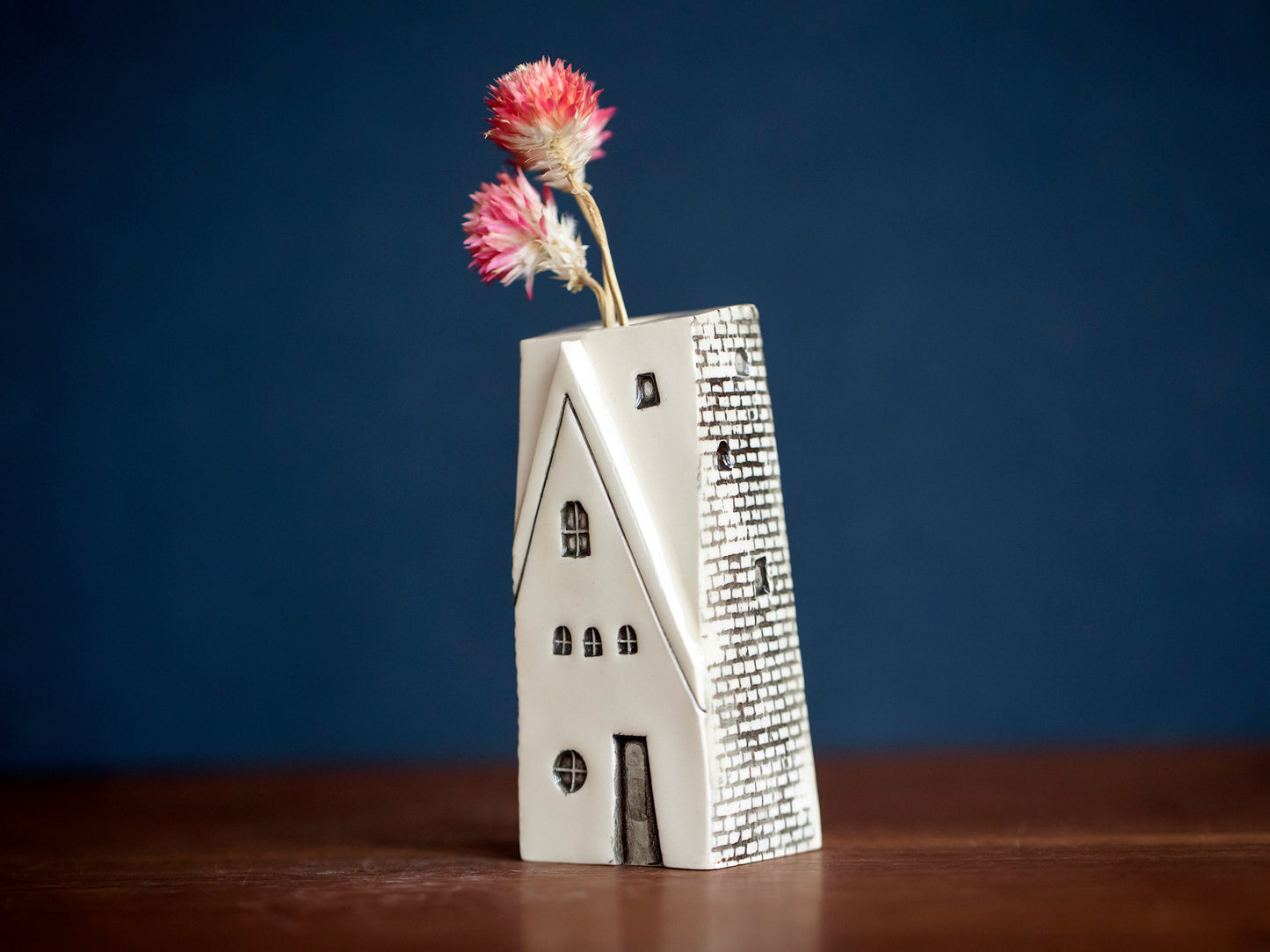 Polish Style Ceramic House Bud Vase